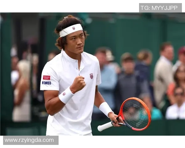 重庆网球队以74分稳居总决赛积分榜首位争夺冠军的关键时刻