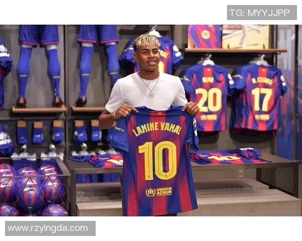 两字名字的足球明星们他们的传奇故事与辉煌成就盘点